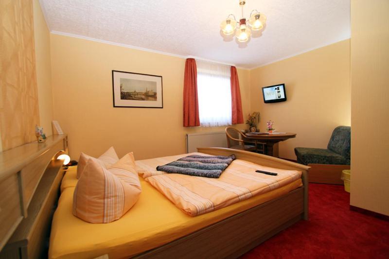 Familienhotel Zur Linde Panschwitz-Kuckau Номер фото