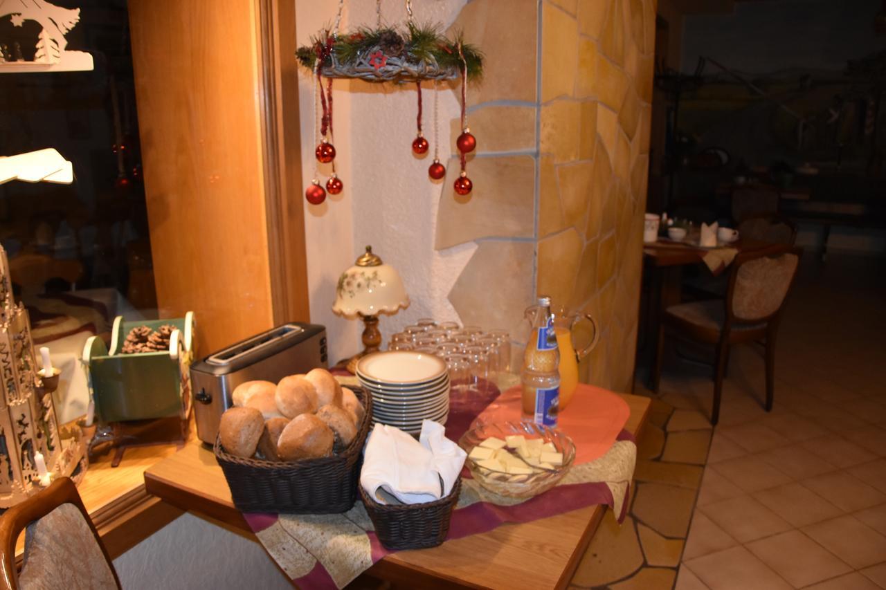 Familienhotel Zur Linde Panschwitz-Kuckau Екстер'єр фото